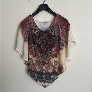 Chic Bohemian Women's Blouse in Red and Cream